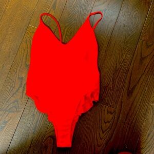 Kendall and Kylie swimsuit